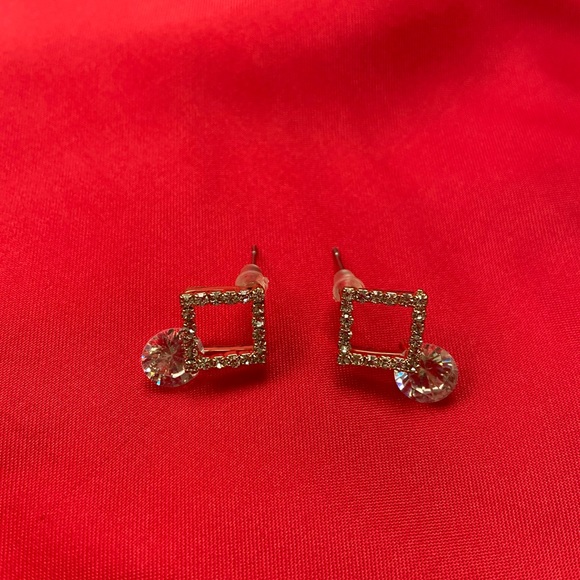 Rhinestone Geometric Stud Earrings - Picture 2 of 5